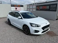 Usado Ford Focus ST-Line X 182 HP (133 kW) 2019 Branco Carrinha