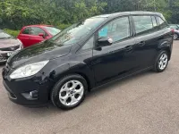 Używany Ford Grand C-Max Zetec 115 KM (84 kW) 2013 Czarny Minivan