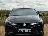 Used Vauxhall Astra Design Edition 105 HP (77 kW) 2016 Black Hatchback