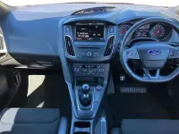 Begagnad Ford Focus RS 350 HK (257 kW) 2016 Svart Halvkombi