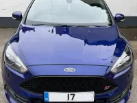 Used Ford Focus ST 250 HP (183 kW) 2017 Blue Hatchback