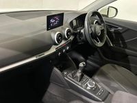 Used Audi Q2 108 HP (79 kW) 2022 White SUV