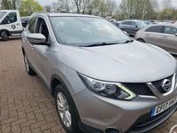 Used Nissan Qashqai Acenta 2017 Blade silver SUV