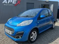 Used Peugeot 107 Allure 68 HP (50 kW) 2012 Blue Hatchback