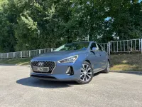 Used Hyundai i30 SE 120 HP (88 kW) 2018 Blue Hatchback
