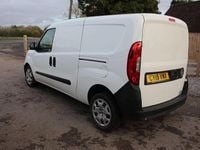 Used Fiat Doblò 105 HP (77 kW) 2019 White MPV