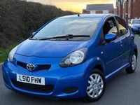Used Toyota Aygo 67 HP (49 kW) 2010 Blue Hatchback