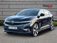 Used Renault Megane E-Tech Komfort 160 kW (218 HP) 2025 Black Hatchback