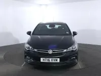 Used Vauxhall Astra SRi 150 HP (110 kW) 2016 Green Estate