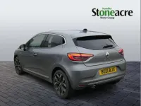 Używany Renault Clio V Techno 90 KM (66 kW) 2022 Szary Hatchback