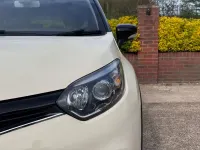 Używany Renault Captur Dynamique 90 KM (66 kW) 2014 Beżowy SUV