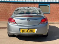 Begagnad Vauxhall Insignia 2013 Silver Halvkombi