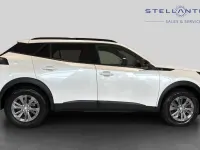 Used Peugeot e-2008 Active+ 98 kW (134 HP) 2023 White SUV