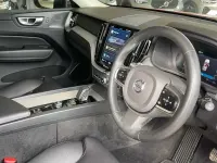 Used Volvo XC60 Plus 247 HP (181 kW) 2023 Red SUV
