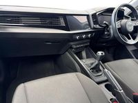 Used Audi A1 Advanced 110 HP (80 kW) 2023 White SUV