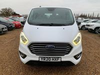 Used Ford Tourneo Titanium 130 HP (95 kW) 2020 White MPV
