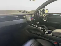 Used Porsche Cayenne 441 HP (324 kW) 2019 Grey SUV