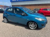 Used Mazda 2 84 HP (61 kW) 2011 Blue Hatchback