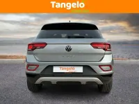 Usado VW T-Roc Match 110 HP (80 kW) 2024 Prateado SUV