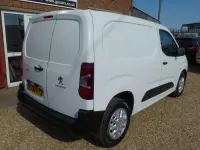 Used Peugeot Partner 131 HP (96 kW) 2020 White MPV