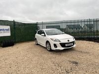 Used Mazda 3 105 HP (77 kW) 2013 White Hatchback