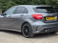 Usado Mercedes A200 AMG line 156 CV (114 kW) 2018 Gris Utilitario