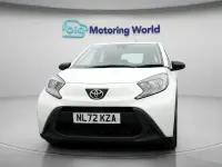 Usado Toyota Aygo X PURE 72 HP (52 kW) 2025 SUV