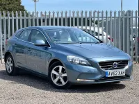 Usado Volvo V40 SE 2013 Azul Utilitario