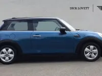 Used Mini Cooper Classic 134 HP (98 kW) 2023 Blue Hatchback