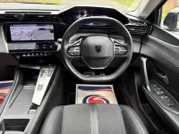 Gebraucht Peugeot 308 Allure Premium 2022 Grün Kleinwagen