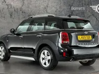 Used Mini Cooper Countryman Classic 134 HP (98 kW) 2019 Black SUV