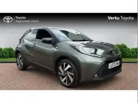 Used Toyota Aygo X 71 HP (52 kW) 2023 Green SUV