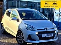 Used Hyundai i10 Premium SE 87 HP (63 kW) 2017 Silver Hatchback