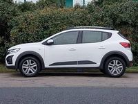 Used Dacia Sandero Comfort 91 HP (66 kW) 2022 White Hatchback
