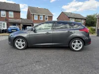 Used Ford Focus Titanium 125 HP (91 kW) 2015 Grey Hatchback
