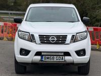 Used Nissan Navara Acenta+ 2019 White Pickup