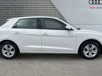 Used Audi A1 Sportback 95 HP (69 kW) 2022 White Hatchback