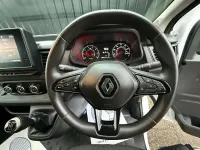 Used Renault Trafic Business 2022 White