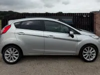 Used Ford Fiesta Titanium 100 HP (73 kW) 2017 Silver Hatchback