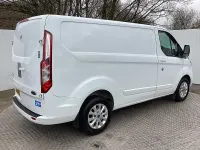 Usado Ford Transit Custom Limited 130 HP (95 kW) 2021 Branco Van