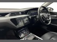 Usado Audi e-tron Advanced 230 kW (313 HP) 2020 Azul SUV