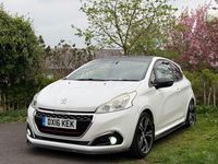 Used Peugeot 208 Prestige 208 HP (152 kW) 2016 White Hatchback