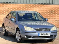 Used Ford Mondeo 2004 Blue Hatchback