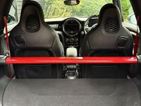 Usado Mini John Cooper Works Hatch 2020 Gris Utilitario