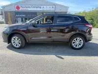 Used Nissan Qashqai Acenta Premium 110 HP (80 kW) 2015 Black SUV