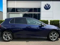 Used VW Golf VIII R-line 147 HP (108 kW) 2024 Blue Hatchback