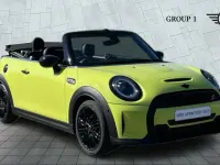 Usado Mini Cooper S Exclusive 176 HP (129 kW) 2023 Amarelo Citadino