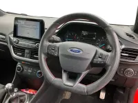Używany Ford Fiesta ST-Line 125 KM (91 kW) 2019 Czerwony Hatchback