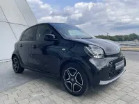 Used Smart ForFour Electric Drive Premium 60 kW (82 HP) 2022 Black Hatchback
