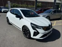Used Renault Clio Techno 90 HP (66 kW) 2025 White Hatchback